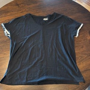 Westbound Short Sleeve Shirt. Size XL.